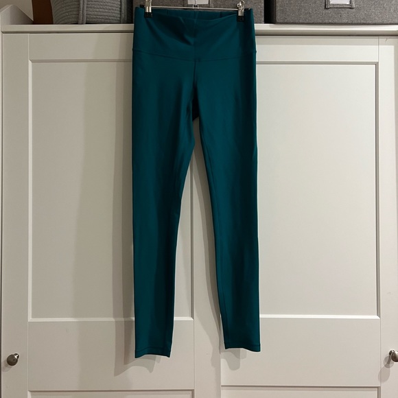 Lululemon teal mid rise yoga leggings - Picture 2 of 4
